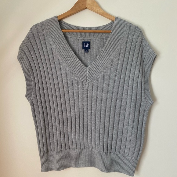 Gap Grey Dolman Rib Sweater Deep V-neck size M - Picture 2 of 4